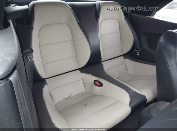 1FATP8UH6K5106522 2019 FORD MUSTANG White Widok naklejki z numerem VIN