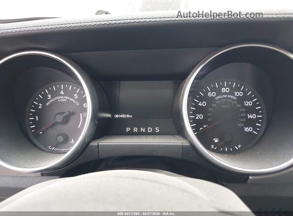 1FATP8UH6K5106522 2019 FORD MUSTANG White Widok tylnych siedzeń