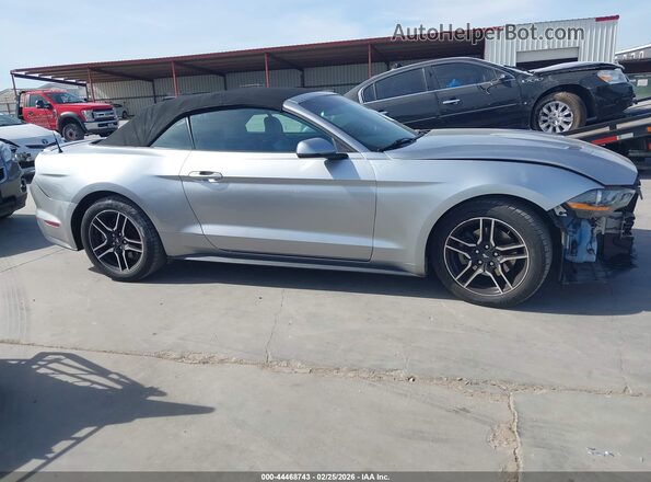 1FATP8UH9L5105933 2020 FORD MUSTANG Серебряный Панорамный вид салона 360°
