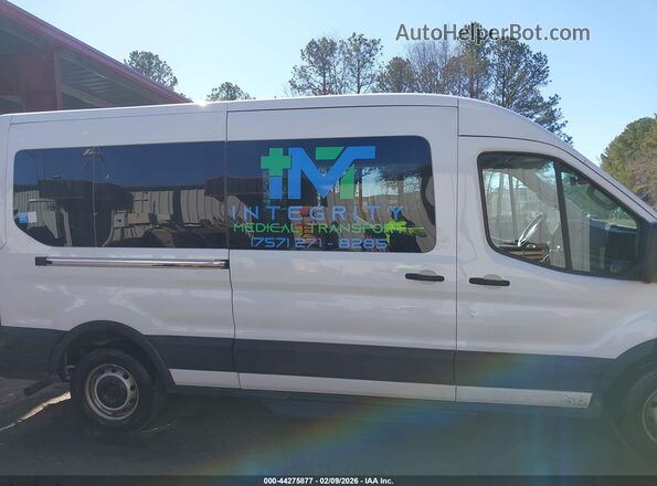 1FBAX2C88LKB20316 2020 FORD PASSENGER White Widok wnętrza z tyłu