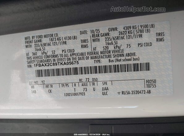 1FBAX2C89TKA05675 2026 FORD PASSENGER White Widok komory silnika