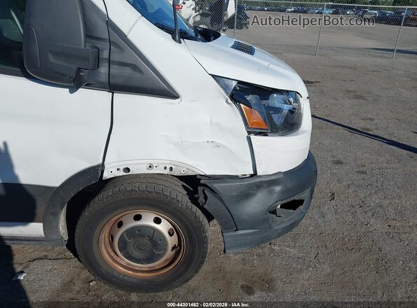 1FBAX2CG9LKB58726 2020 FORD PASSENGER White Front view