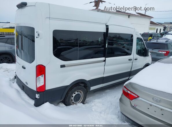 1FBAX2X89PKB24634 2023 FORD PASSENGER White 