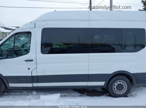 1FBAX2X89PKB24634 2023 FORD PASSENGER White 
