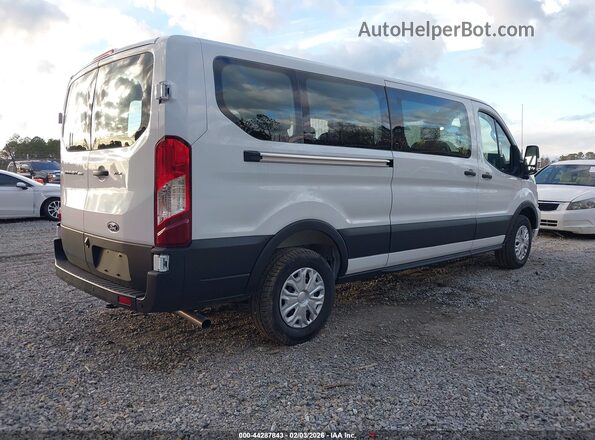 1FBAX2Y82TKA13576 2026 FORD PASSENGER White უკანა მარჯვენა