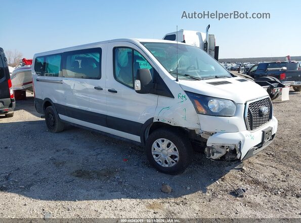 1FBAX2Y84RKA17041 2024 FORD PASSENGER White Vista frontal