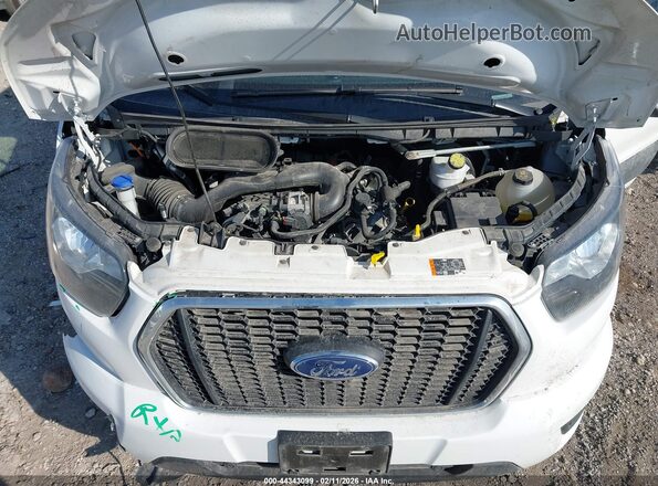 1FBAX2Y84RKA17041 2024 FORD PASSENGER White Vista trasera