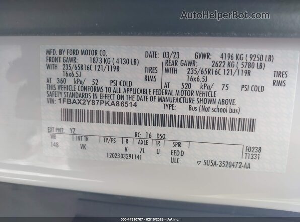 1FBAX2Y87PKA86514 2023 FORD PASSENGER White Widok komory silnika