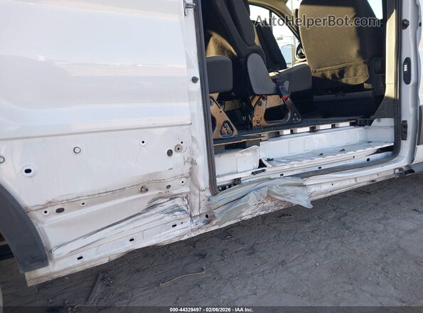 1FBAX2Y88RKA83446 2024 FORD PASSENGER White 
