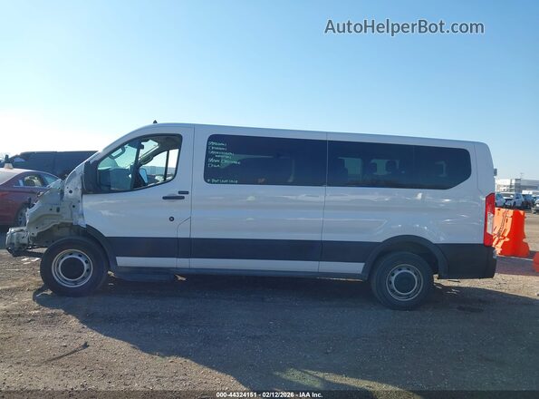1FBAX2Y89RKB57246 2024 FORD PASSENGER White უკანა სალონის ხედი
