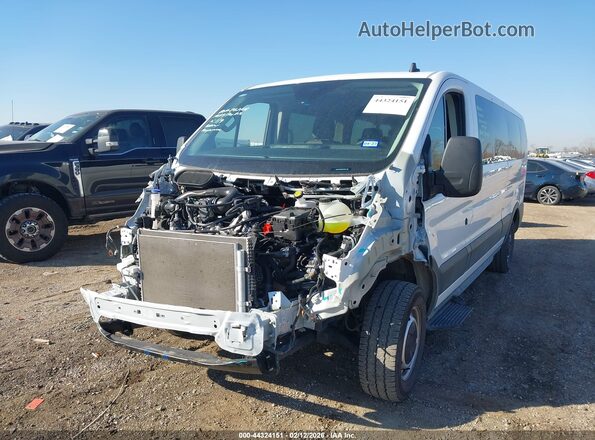 1FBAX2Y89RKB57246 2024 FORD PASSENGER White წინა მარცხენა ხედი სამი მეოთხედიდან