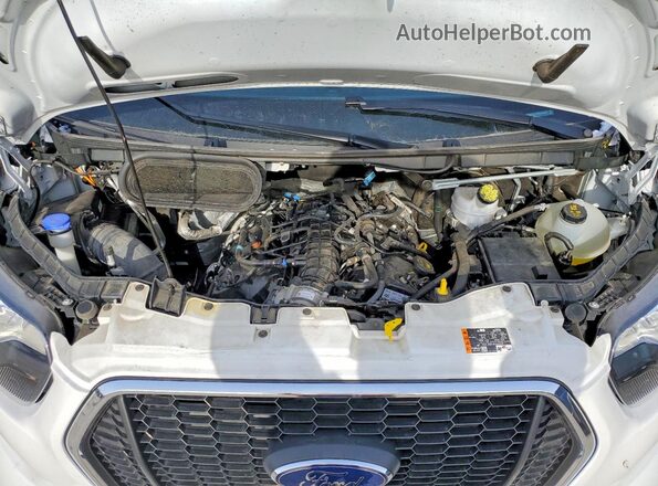 1FBAX2YG5RKA28847 2024 FORD PASSENGER White Vista del compartimento del motor