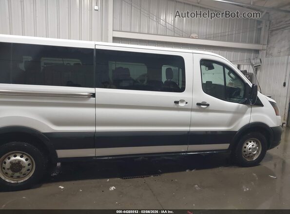 1FBAX9Y85LKB23529 2020 FORD PASSENGER Белый 