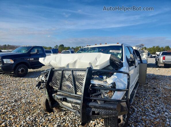1FD8W3HT6JEB16062 2018 FORD F350 White Front view
