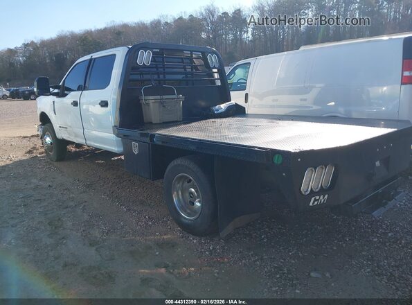 1FD8W3HT9LEC45934 2020 FORD F-350 CHASSIS White Rear left