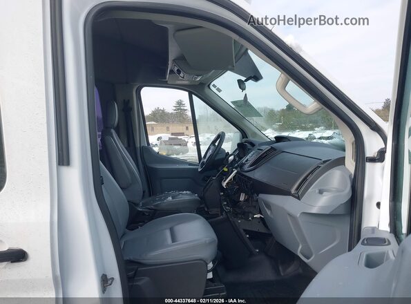 1FDZX2CMXHKB28058 2017 FORD TRANSIT-350 White Вид салону спереду