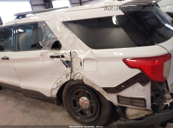 1FM5K8AB2LGC51530 2020 FORD POLICE INTERCEPTOR White Front view