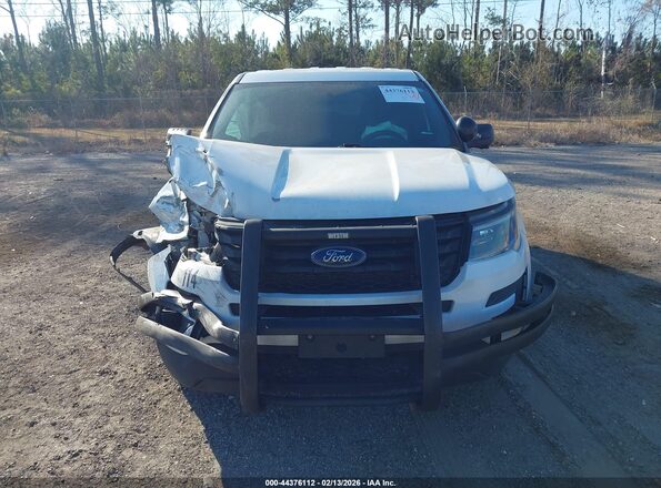 1FM5K8AR2JGC19350 2018 FORD POLICE INTERCEPTOR White Սարքավորումների վահանակի տեսք