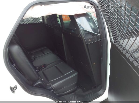 1FM5K8AR8HGE25864 2017 FORD UTILITY POLICE INTERCEPTOR White VIN sticker view