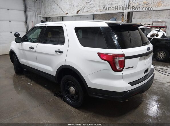 1FM5K8AR9JGC56654 2018 FORD POLICE INTERCEPTOR White Trasero izquierdo
