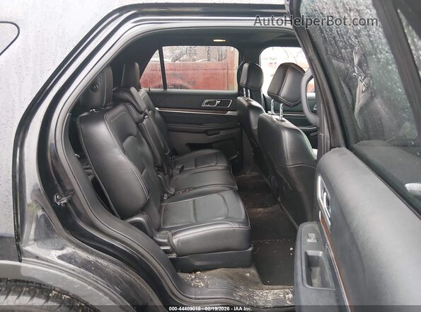 1FM5K8F86HGC23900 2017 FORD FORD EXPLORER Black Widok naklejki z numerem VIN