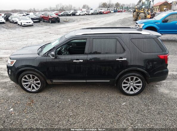 1FM5K8F86HGC23900 2017 FORD FORD EXPLORER Black Widok wnętrza 360 stopni