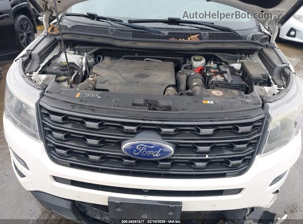 1FM5K8GT7GGC28525 2016 FORD FORD EXPLORER White Հետևի տեսք