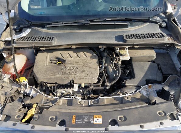 1FMCU0GD3JUC36108 2018 FORD ESCAPE White უკანა ხედი