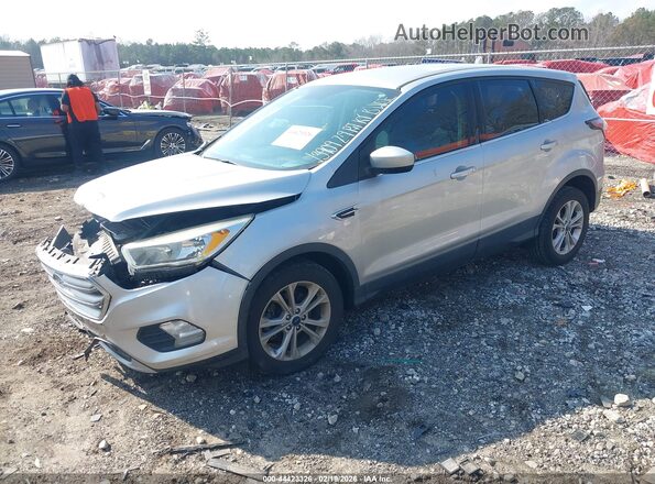 1FMCU0GD7HUD93909 2017 FORD ESCAPE Silver Передня ліва чверть