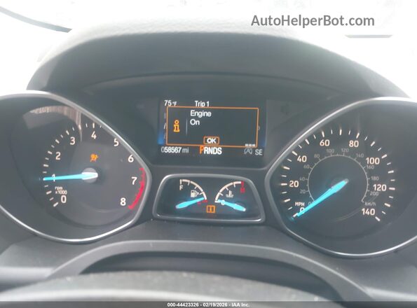1FMCU0GD7HUD93909 2017 FORD ESCAPE Silver Вид задніх сидінь