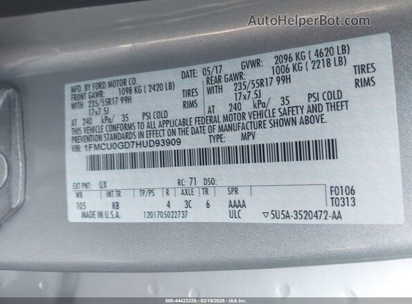 1FMCU0GD7HUD93909 2017 FORD ESCAPE Silver Вид підкапотного простору