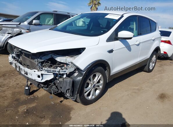 1FMCU0GD9KUC06905 2019 FORD ESCAPE White Передня ліва чверть