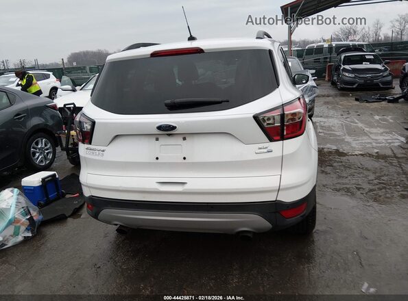 1FMCU9GD5HUC70498 2017 FORD ESCAPE Белый 