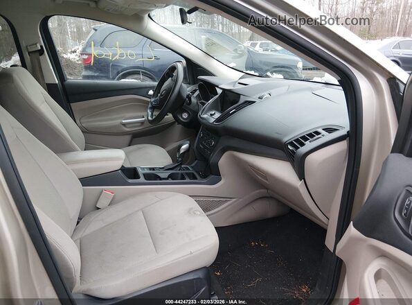 1FMCU9GD8JUA82256 2018 FORD ESCAPE Gold Vista interior delantera