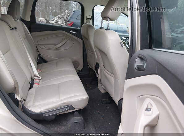 1FMCU9GD8JUA82256 2018 FORD ESCAPE Gold Vista de la etiqueta del VIN