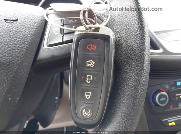 1FMCU9GD9KUB65325 2019 FORD ESCAPE White 