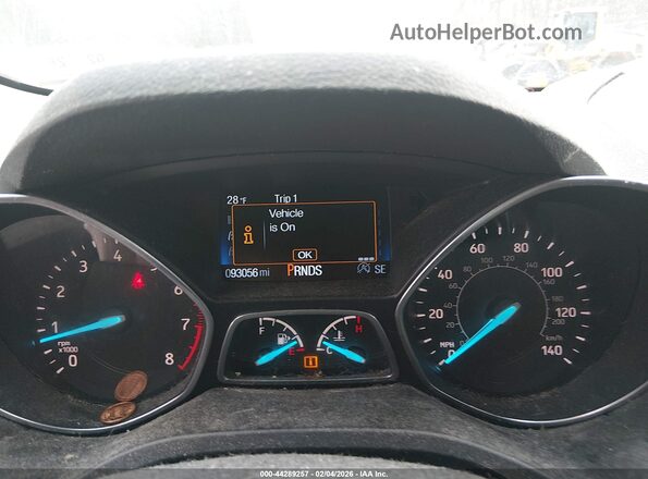 1FMCU9HD4JUB50132 2018 FORD ESCAPE Champagne Vista de los asientos traseros