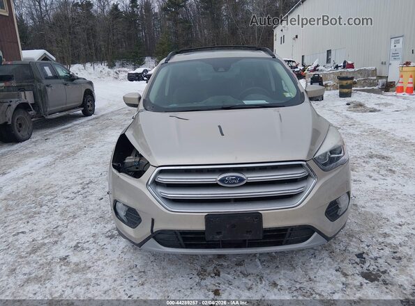 1FMCU9HD4JUB50132 2018 FORD ESCAPE Champagne Vista del cuadro de instrumentos