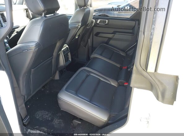 1FMDE8BH9SLB06836 2025 FORD BRONCO White 