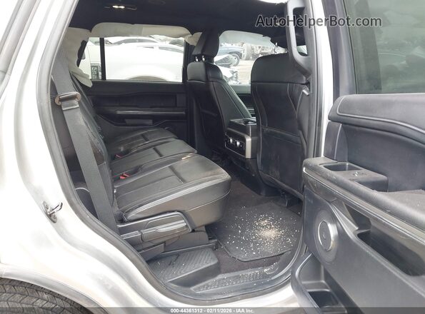 1FMJU1HT0MEA05877 2021 FORD EXPEDITION Silver Widok naklejki z numerem VIN