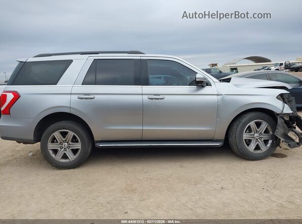 1FMJU1HT0MEA05877 2021 FORD EXPEDITION Silver Widok wnętrza 360 stopni
