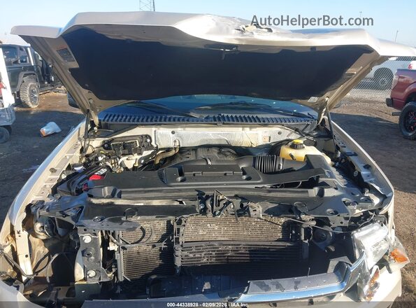 1FMJU1HT9HEA34235 2017 FORD EXPEDITION Золотой Вид сзади