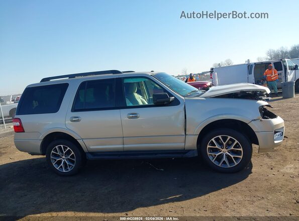 1FMJU1HT9HEA34235 2017 FORD EXPEDITION Золотой Вид задней части салона