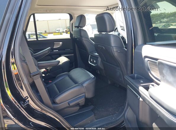 1FMJU1M88SEA31741 2025 FORD EXPEDITION Black VIN კოდის სტიკერის ხედი