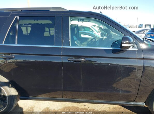 1FMJU2AT2NEA63569 2022 FORD EXPEDITION Черный Вид задней части салона