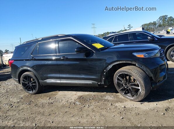 1FMSK7DH4NGA13064 2022 FORD FORD EXPLORER Black Vista interior trasera