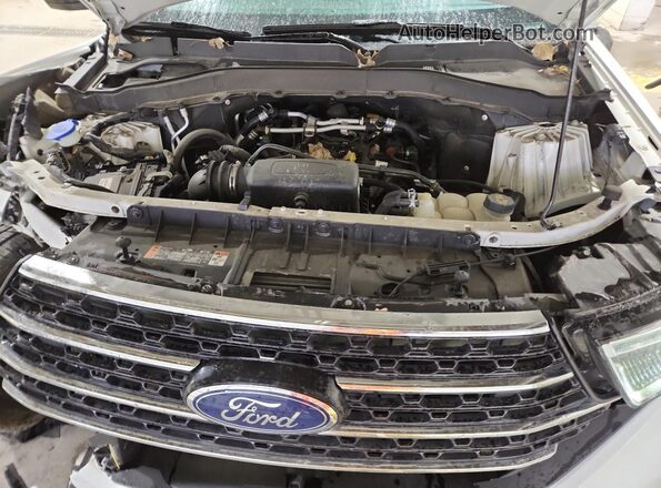 1FMSK8DH3NGA72659 2022 FORD FORD EXPLORER White Widok komory silnika