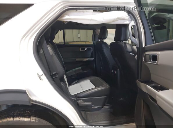 1FMSK8DH3NGB70252 2022 FORD FORD EXPLORER White 