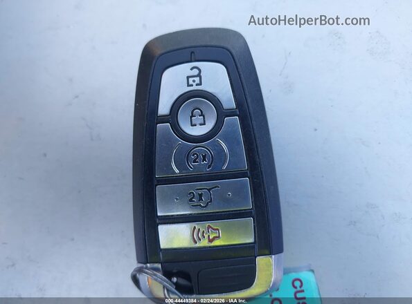 1FMSK8DH5MGC16209 2021 FORD FORD EXPLORER Gray Widok deski rozdzielczej