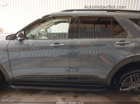 1FMWK8GC3TGA16221 2026 FORD FORD EXPLORER Gray Панорамний вид салону 360°